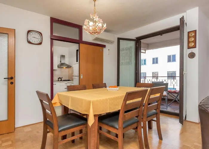 Sisplac Apartman Póla